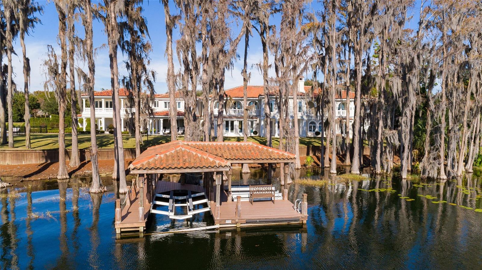 CHAINE DU LAC - Residential