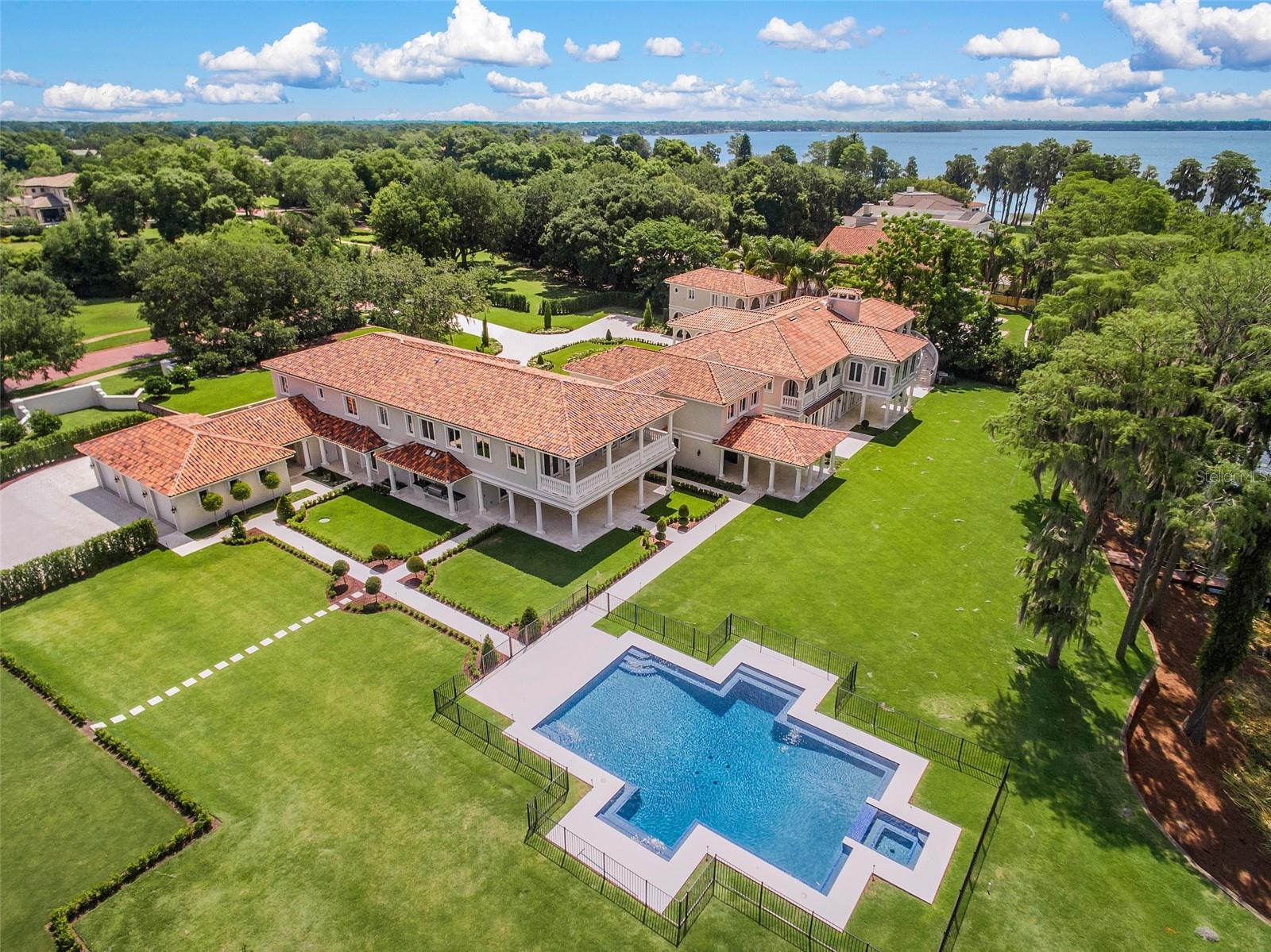 CHAINE DU LAC - Residential