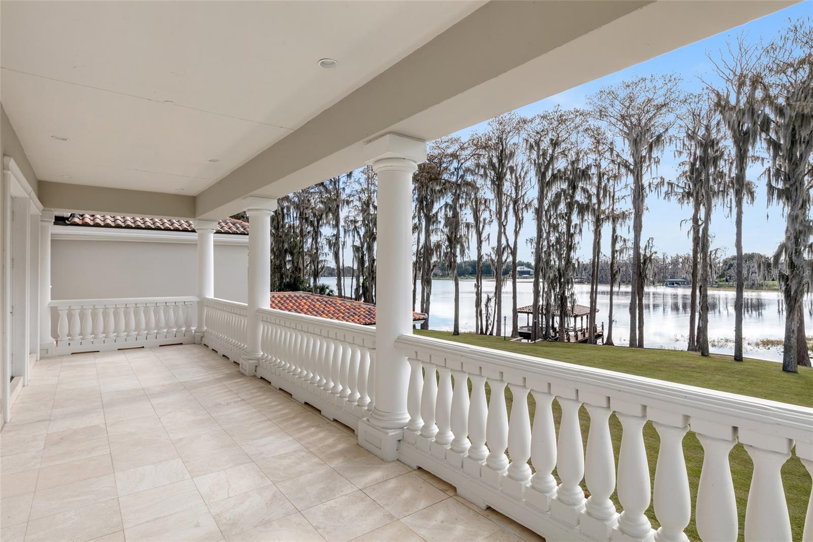 CHAINE DU LAC - Residential