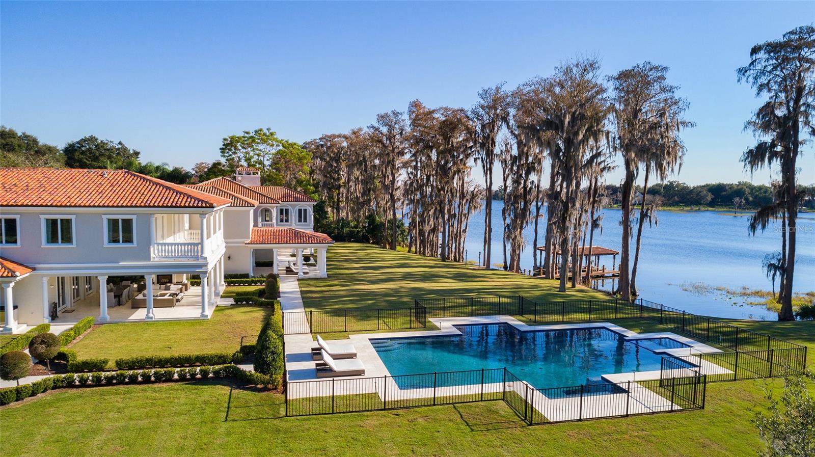 CHAINE DU LAC - Residential