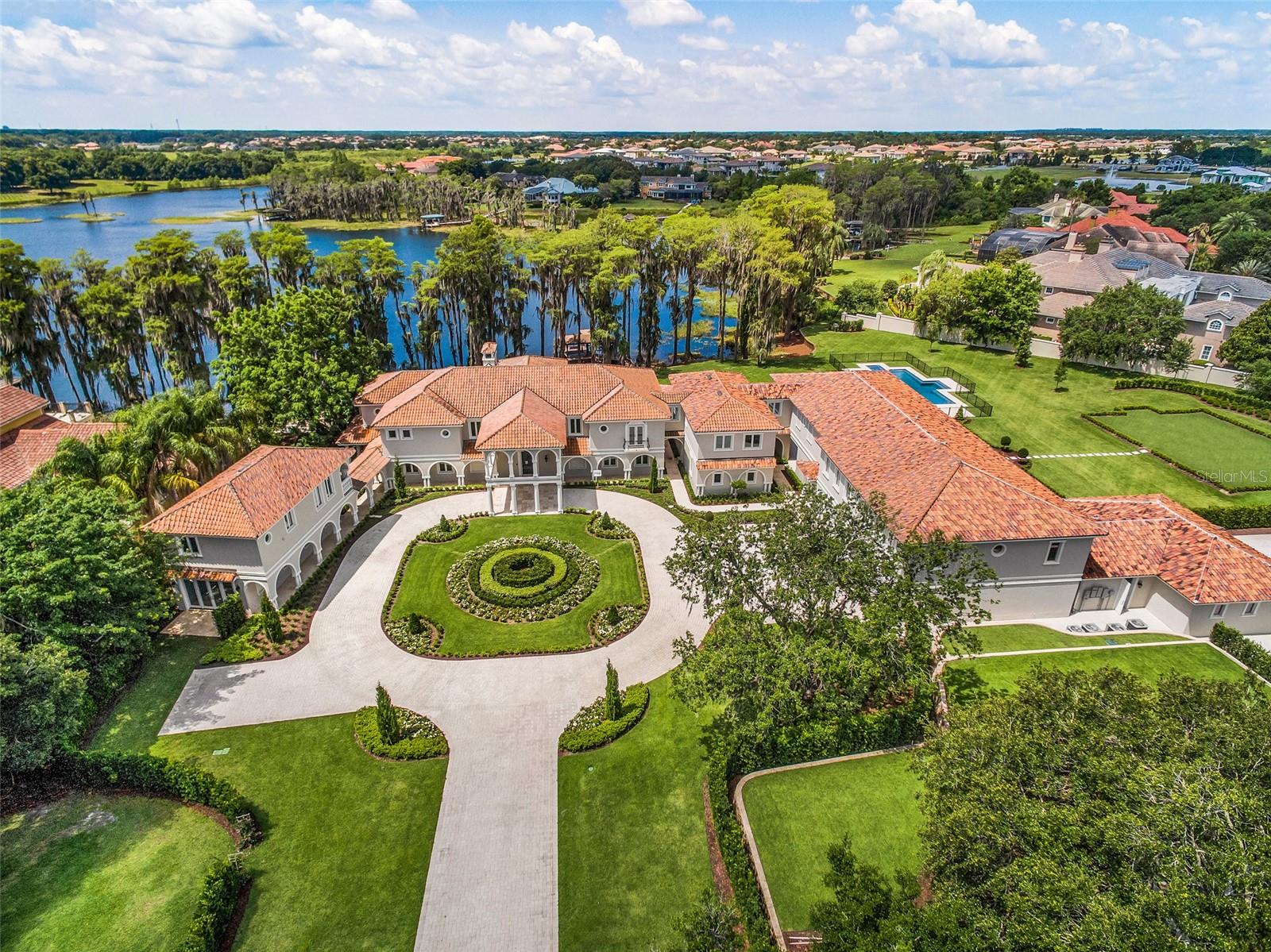 CHAINE DU LAC - Residential