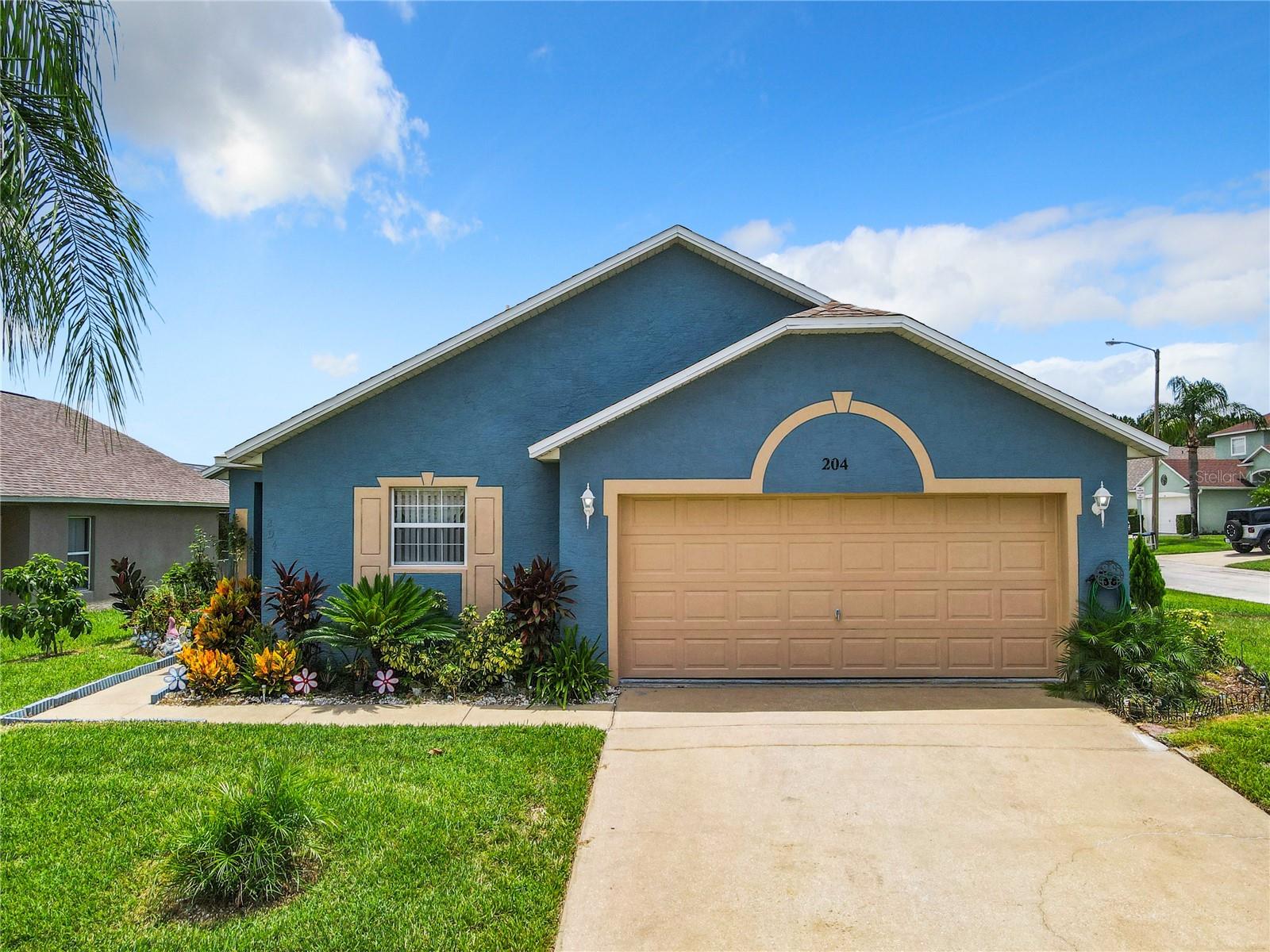 View DAVENPORT, FL 33837 house