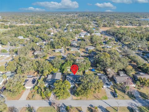 A home in EUSTIS