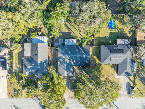 A home in EUSTIS