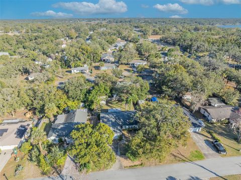 A home in EUSTIS