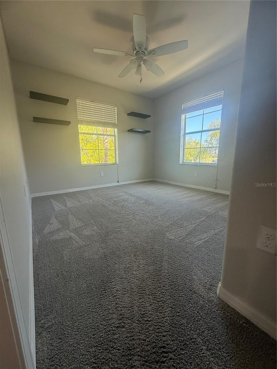 THOUSAND OAKS EAST PH V - Residential