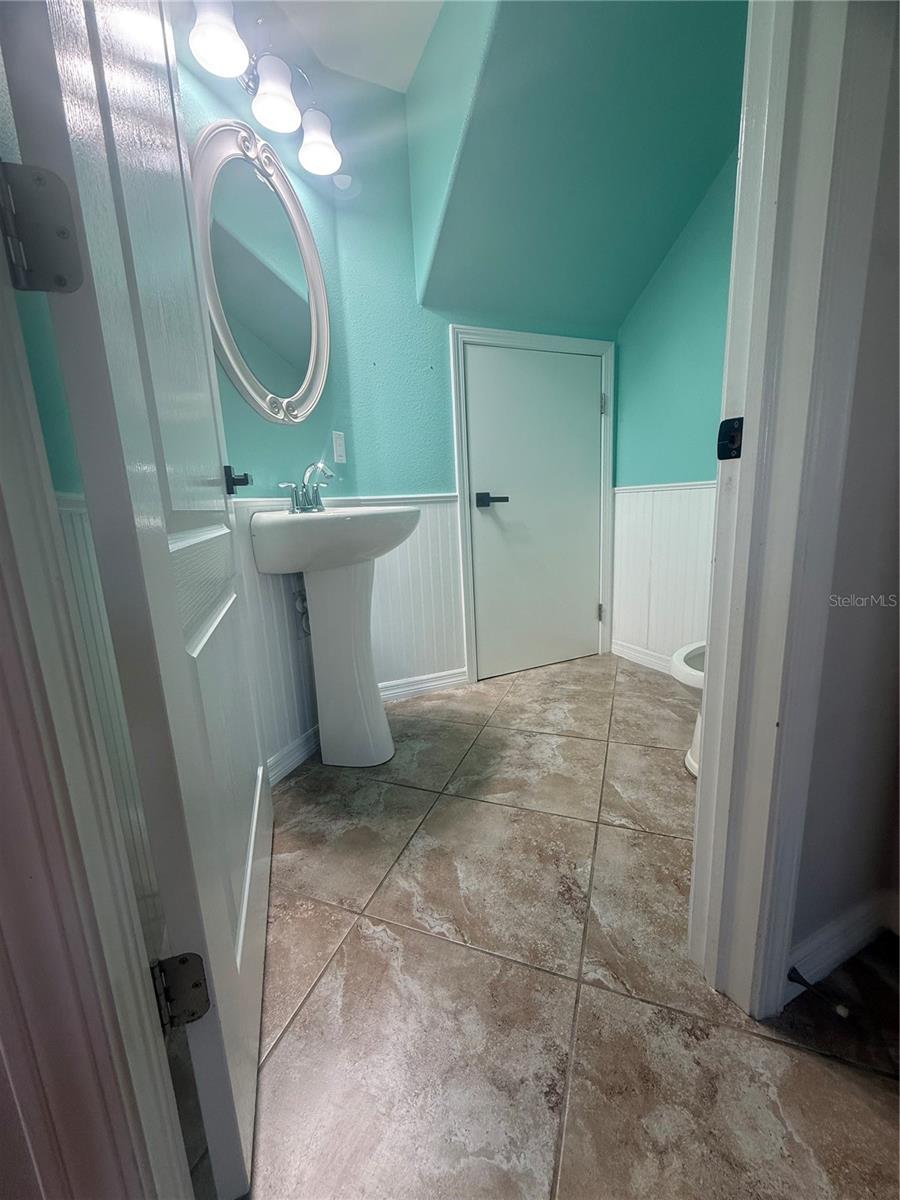 THOUSAND OAKS EAST PH V - Residential