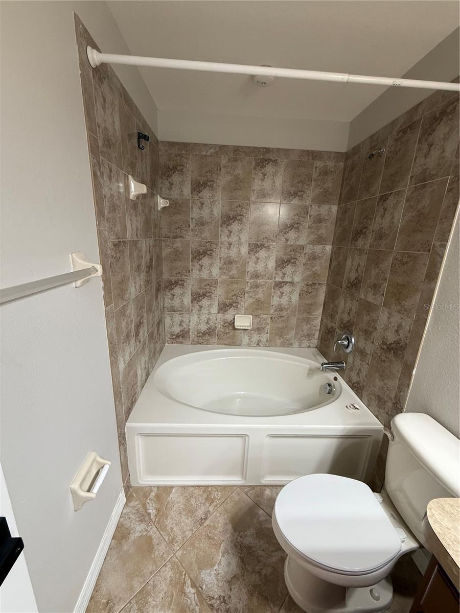 THOUSAND OAKS EAST PH V - Residential