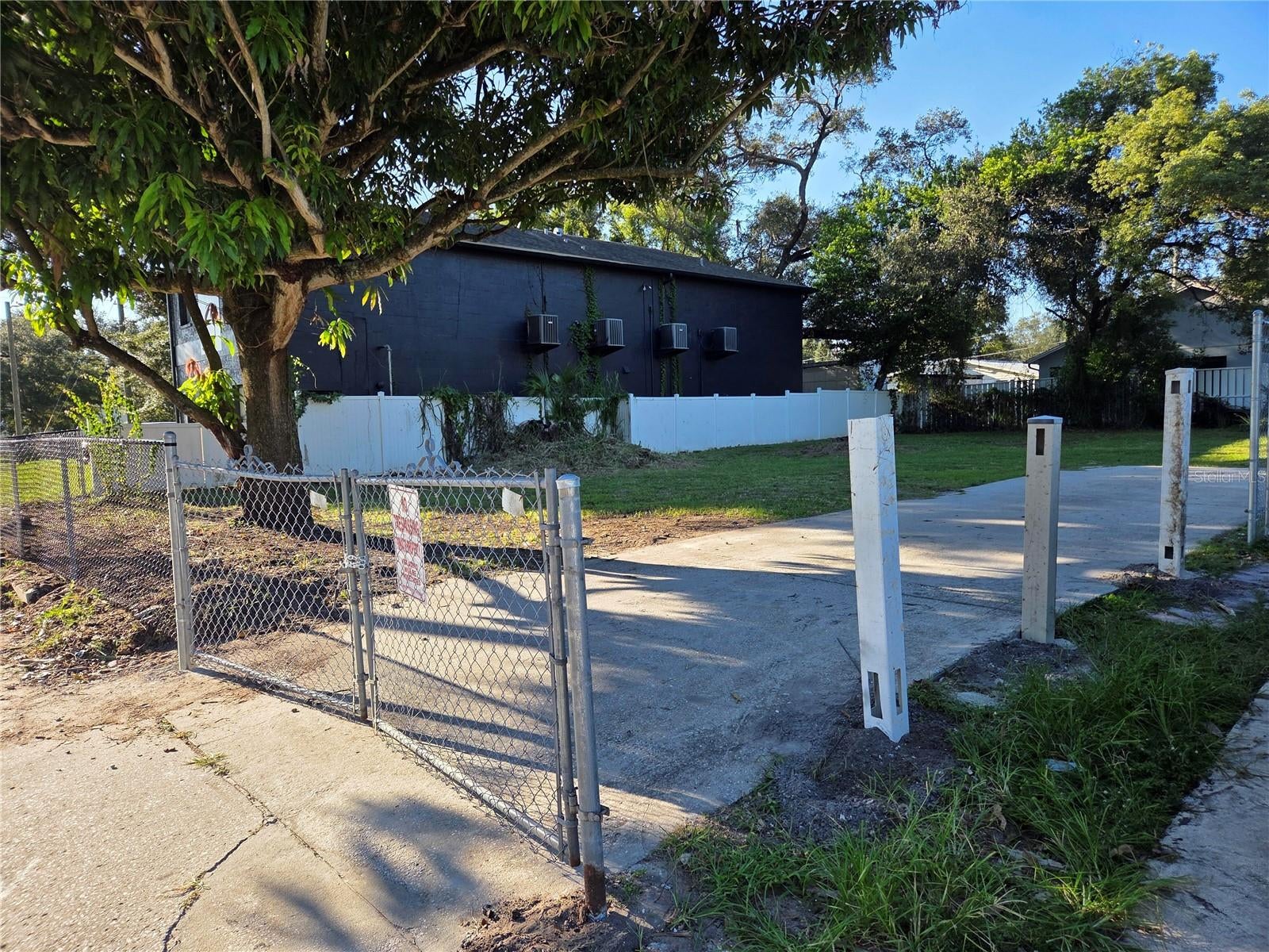 2406 DR MARTIN LUTHER KING JR BOULEVARD