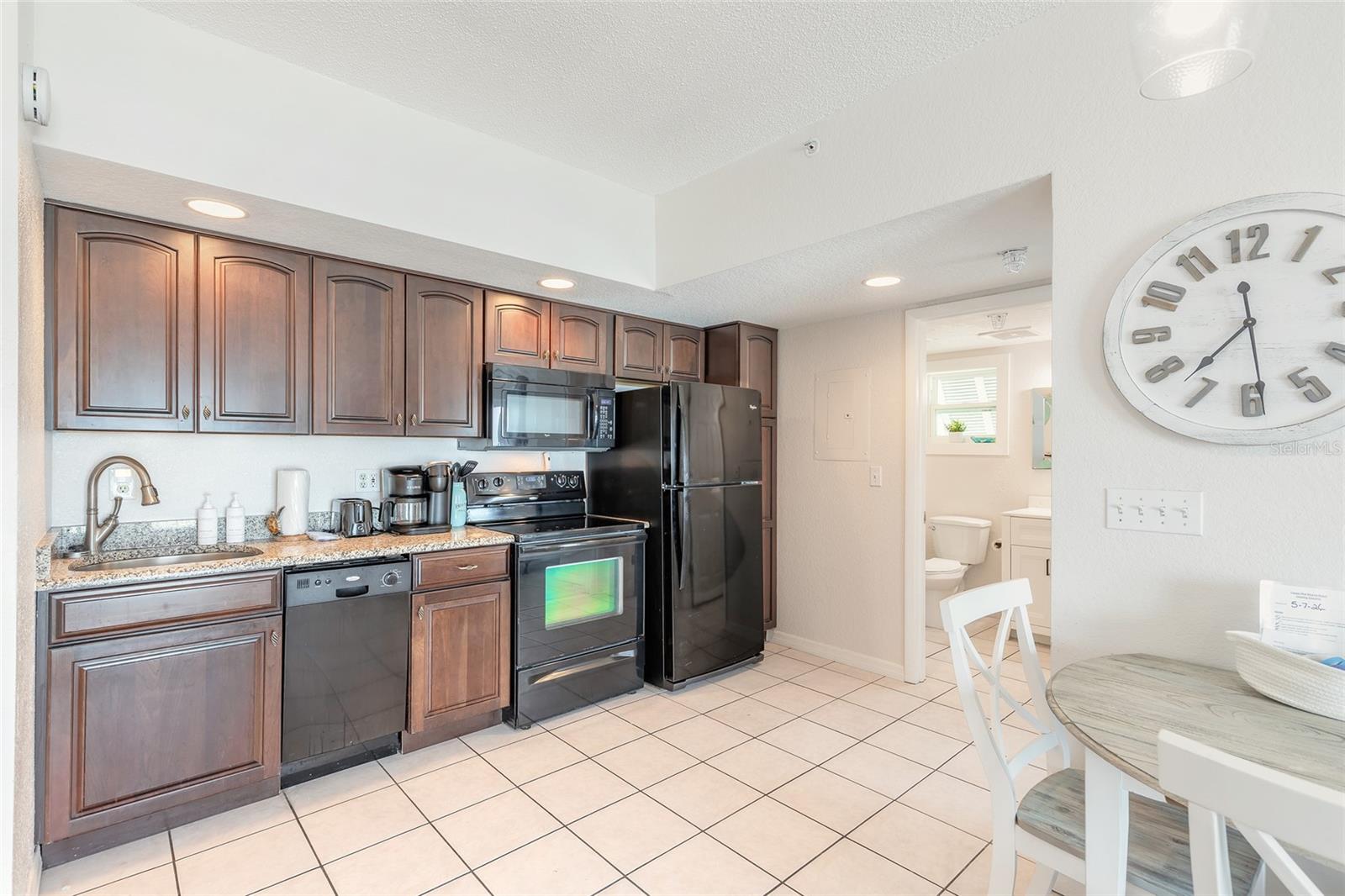 COCONUT PALMS BEACH 02 PH 04 - Residential