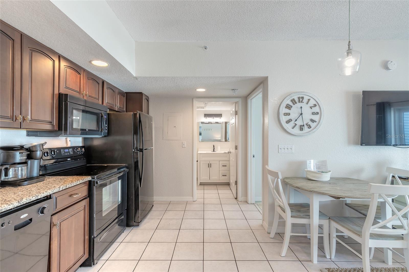 COCONUT PALMS BEACH 02 PH 04 - Residential