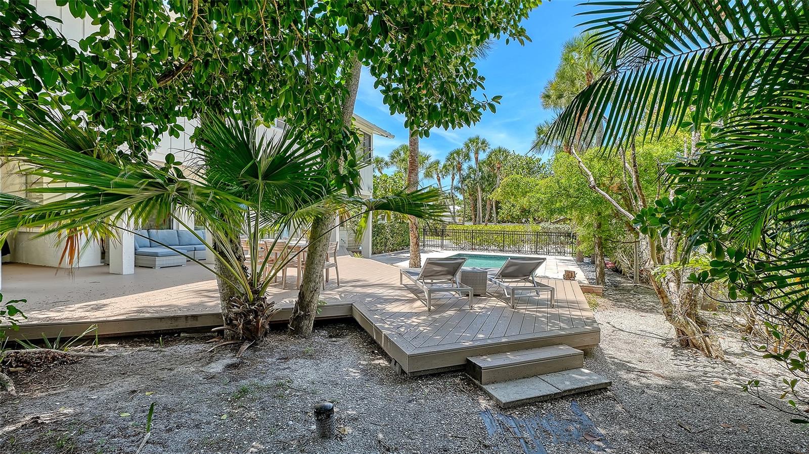 CASEY KEY - Residential