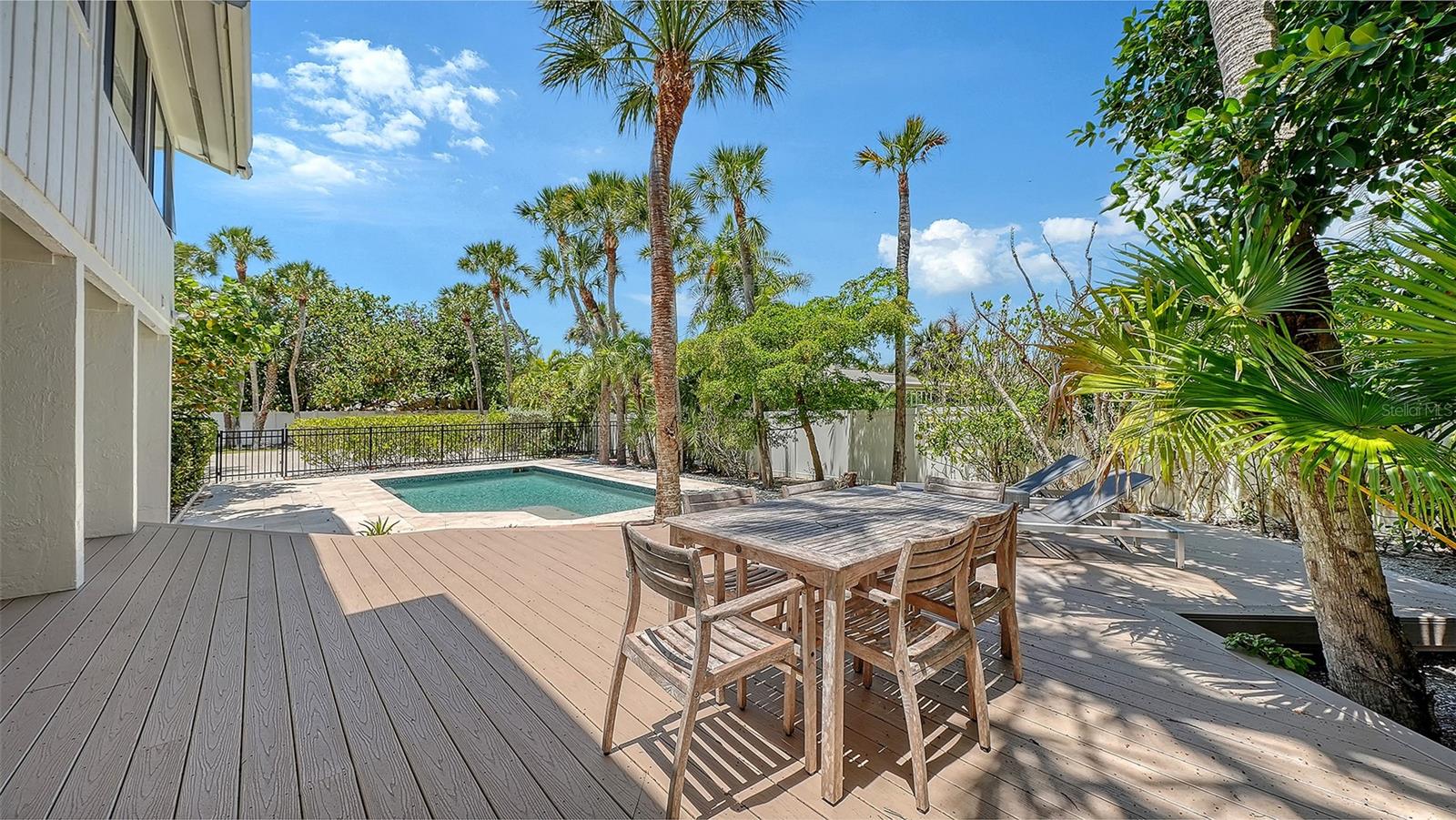 CASEY KEY - Residential