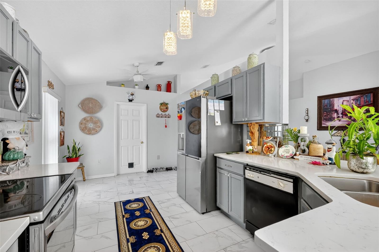 TAVARES FOXBOROUGH - Residential