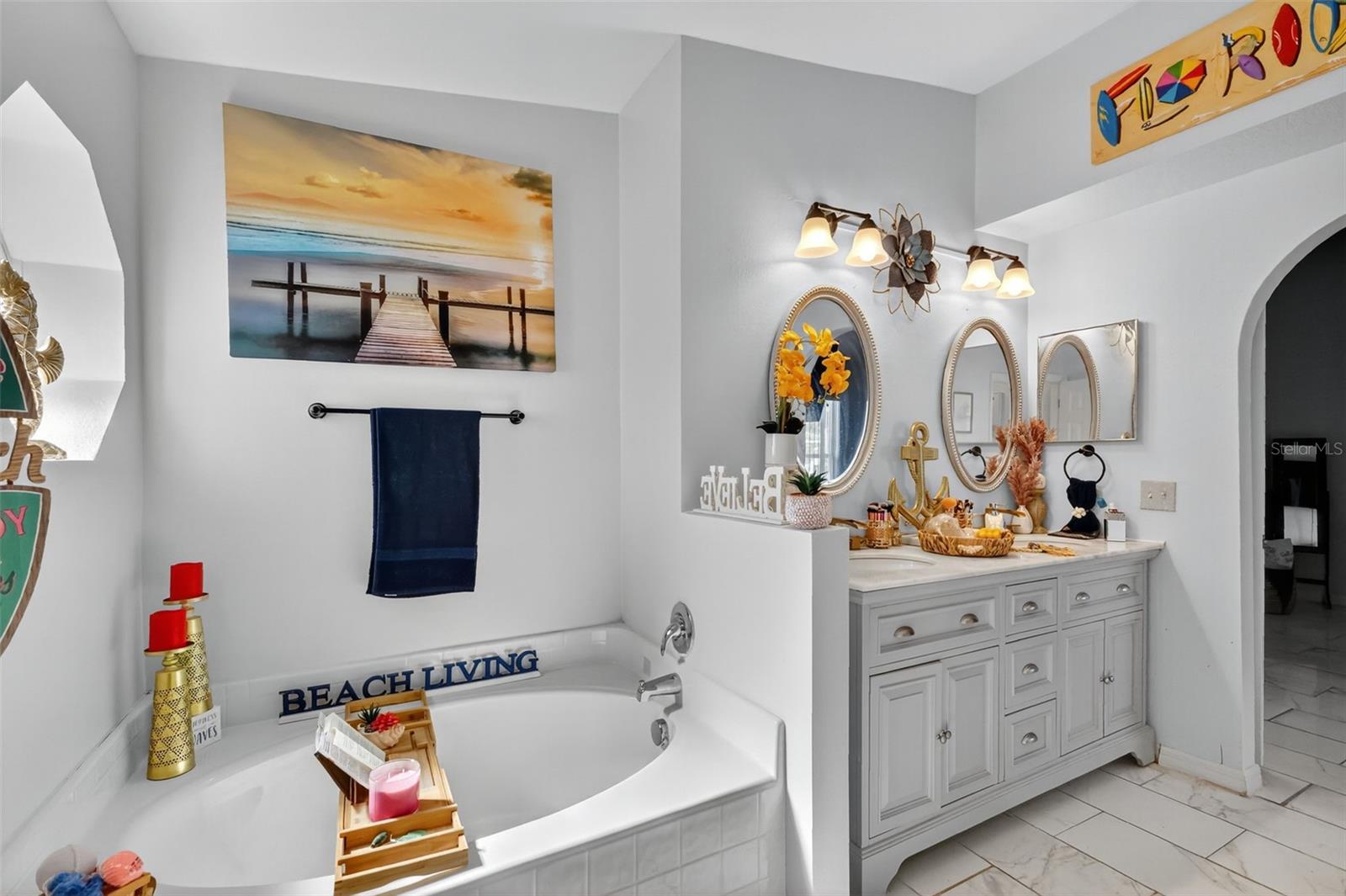 TAVARES FOXBOROUGH - Residential