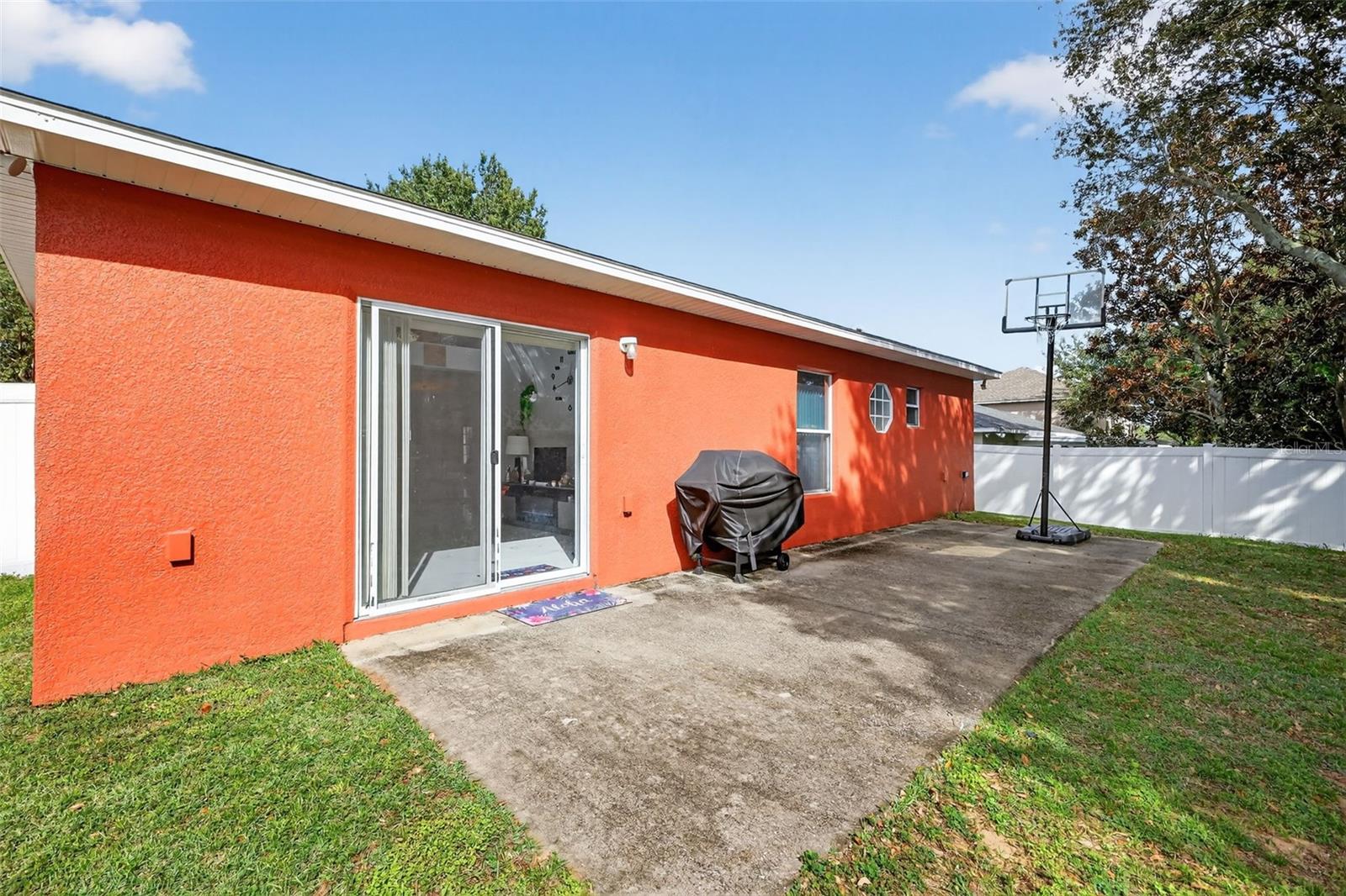 TAVARES FOXBOROUGH - Residential