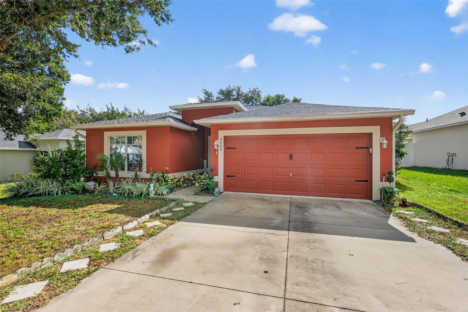 TAVARES FOXBOROUGH - Residential