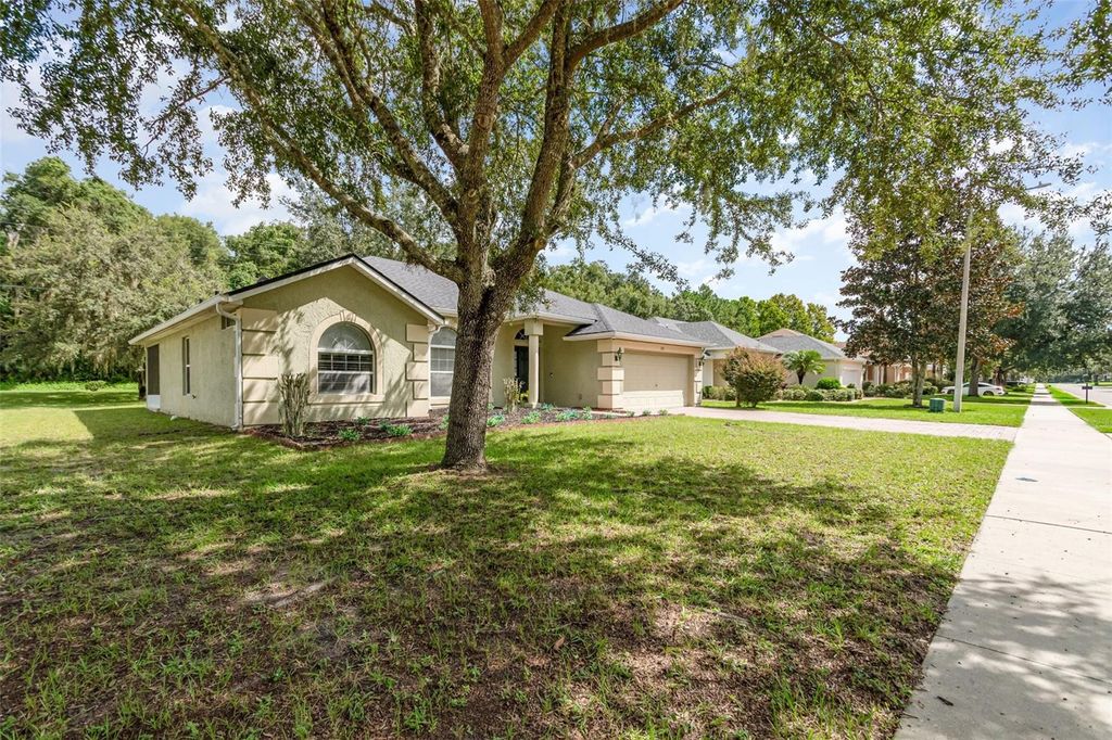 Photo of 1285 Bramley Lane, Deland, FL 32720 (MLS # O6341918)