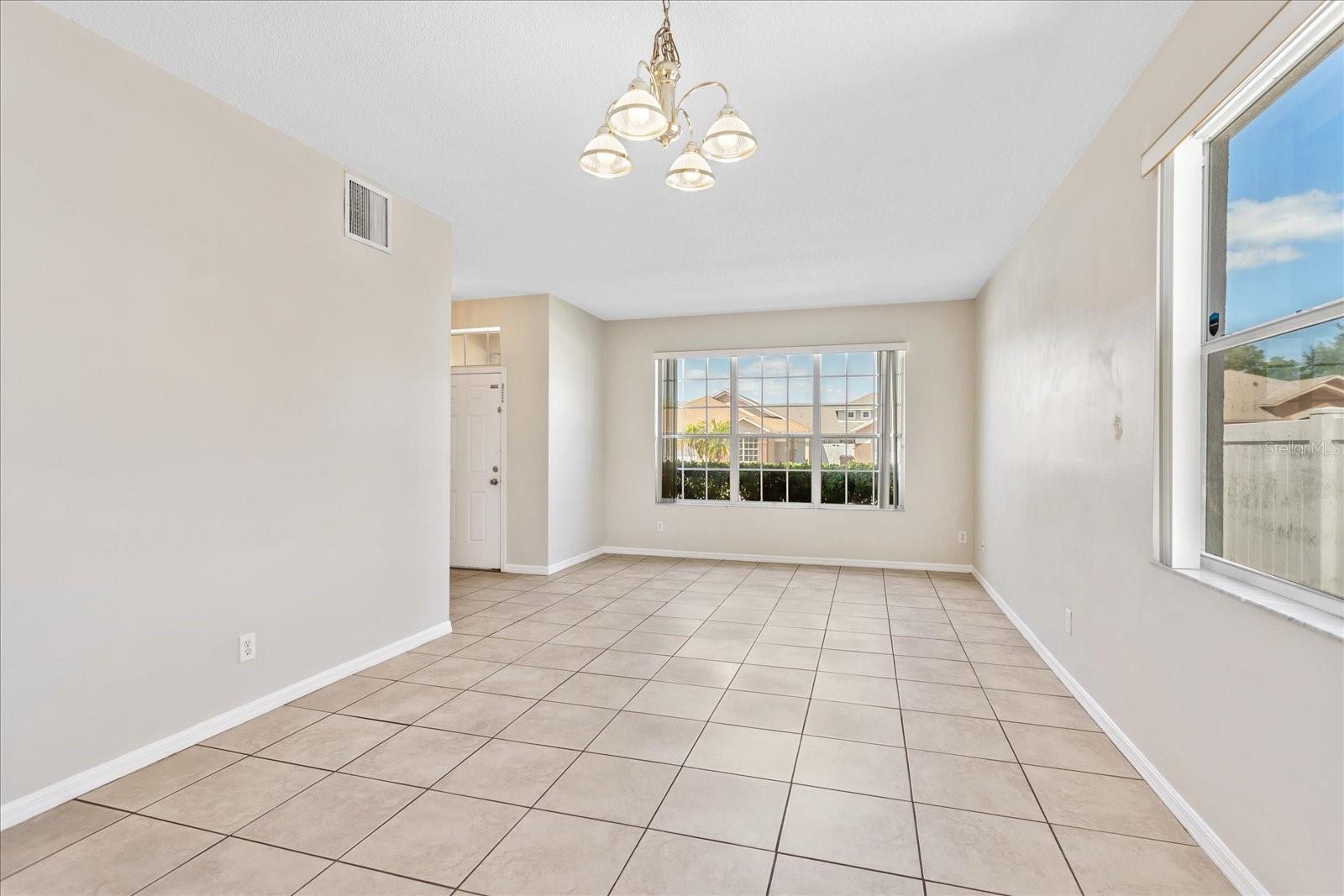 2153 MALLARD CREEK CIRCLE