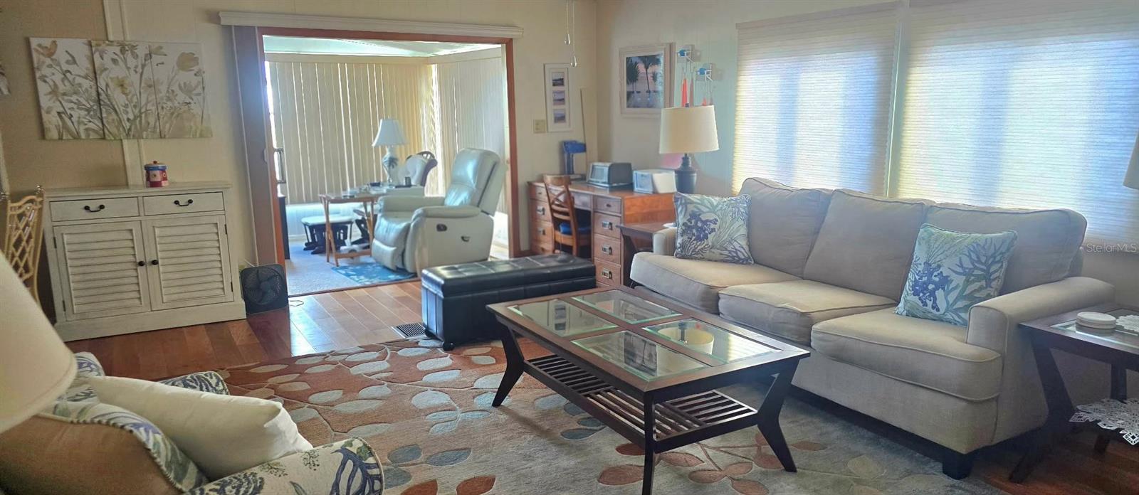 LA CASA MHP CO-OP - Residential