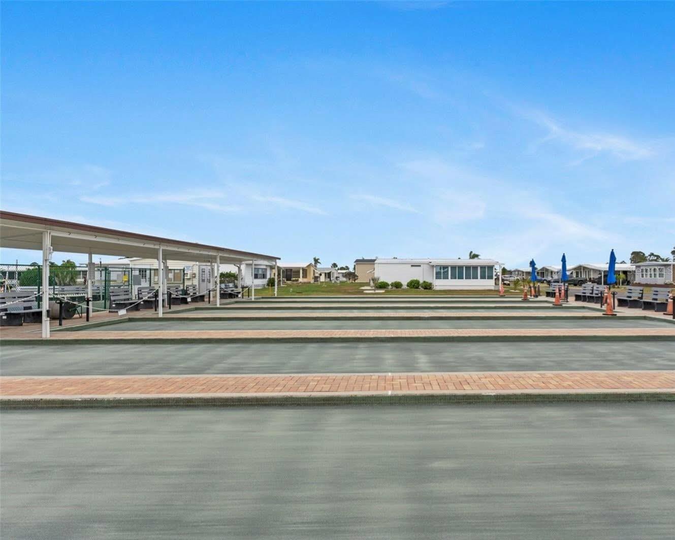 LA CASA MHP CO-OP - Residential