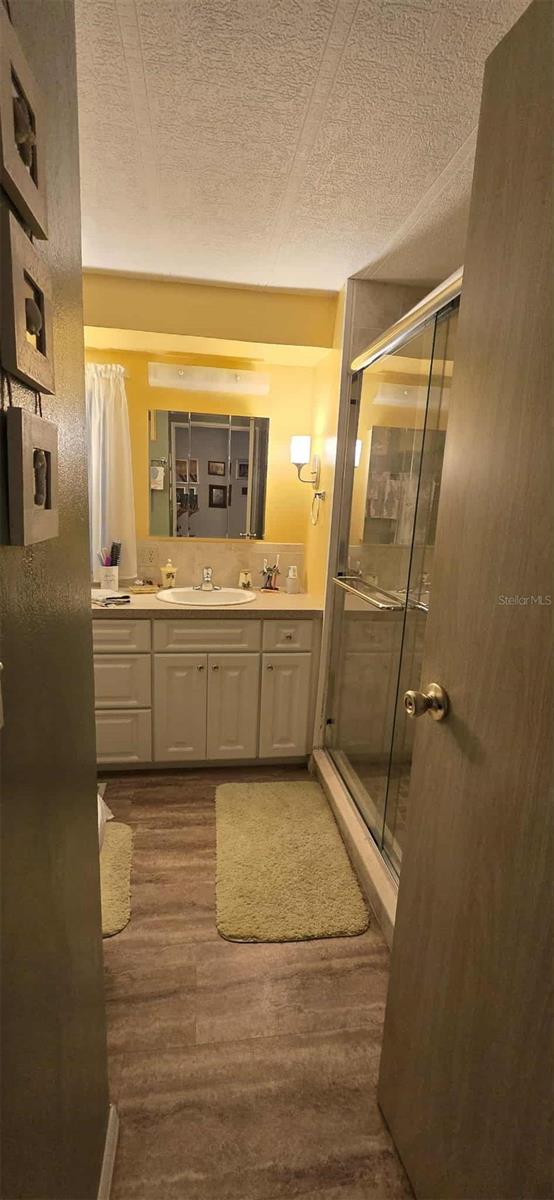 LA CASA MHP CO-OP - Residential