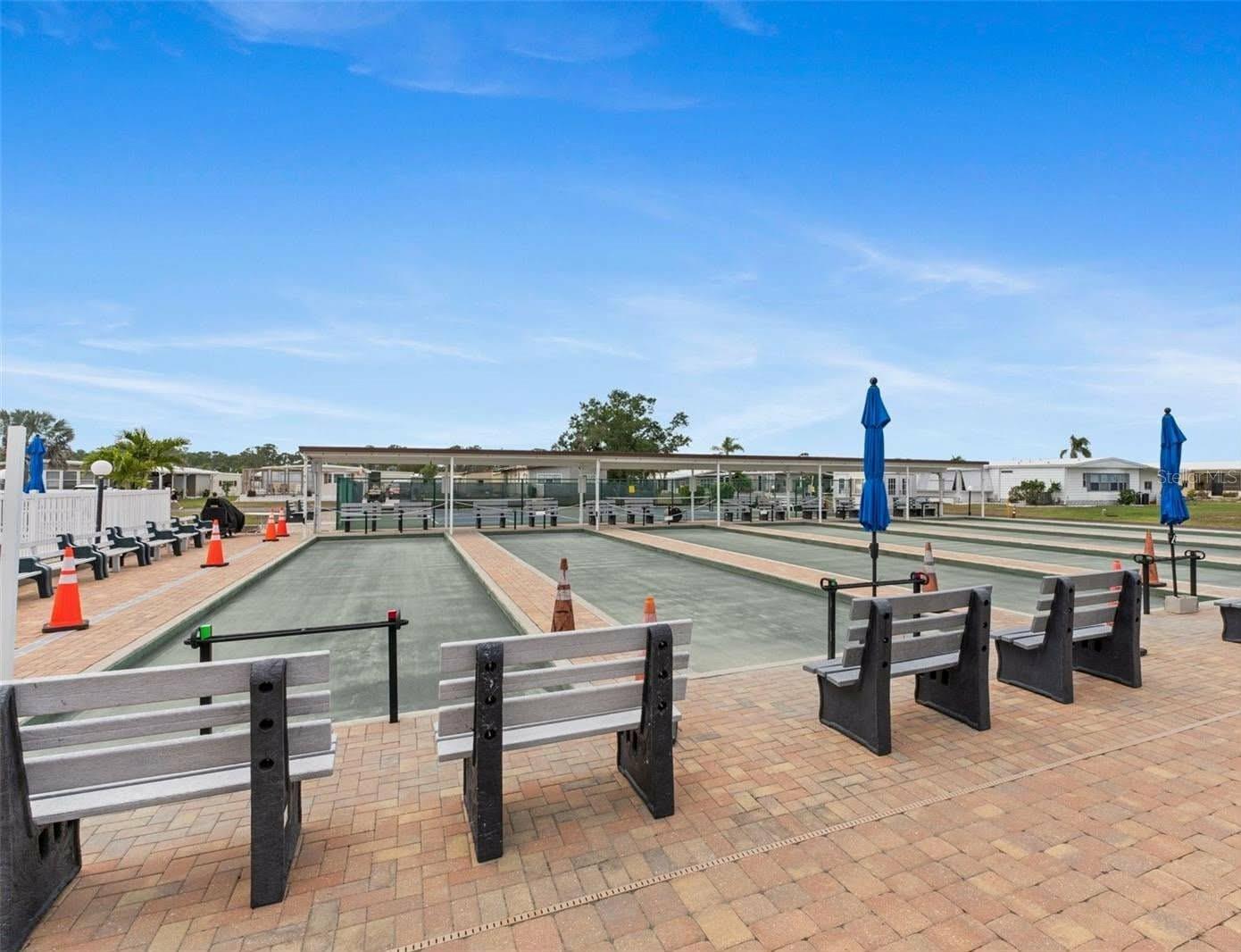 LA CASA MHP CO-OP - Residential