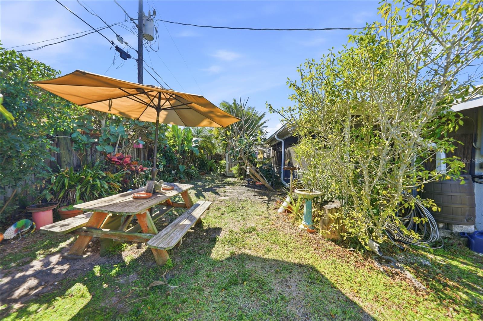 SOUTH VENICE - Residential