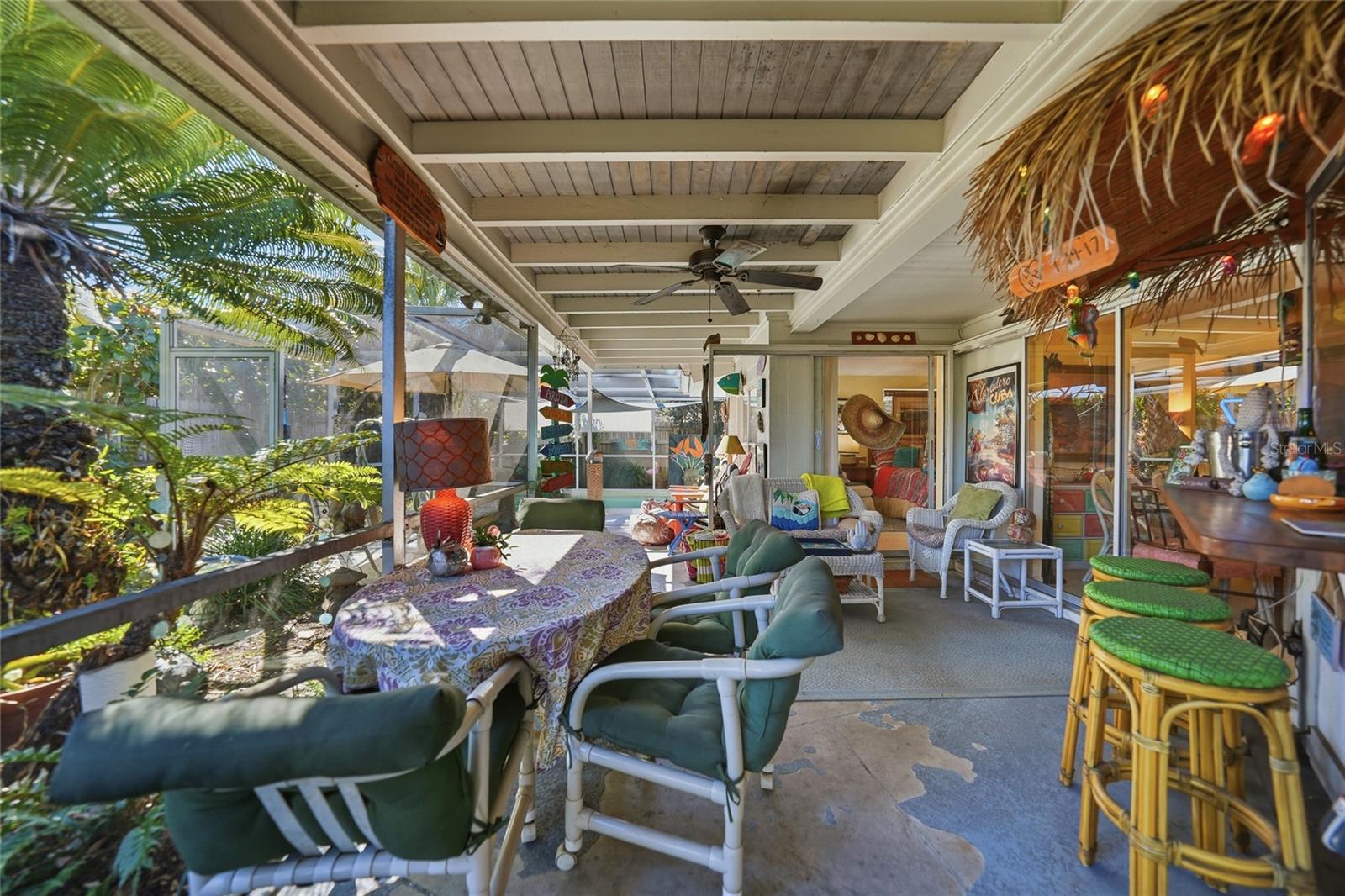 SOUTH VENICE - Residential