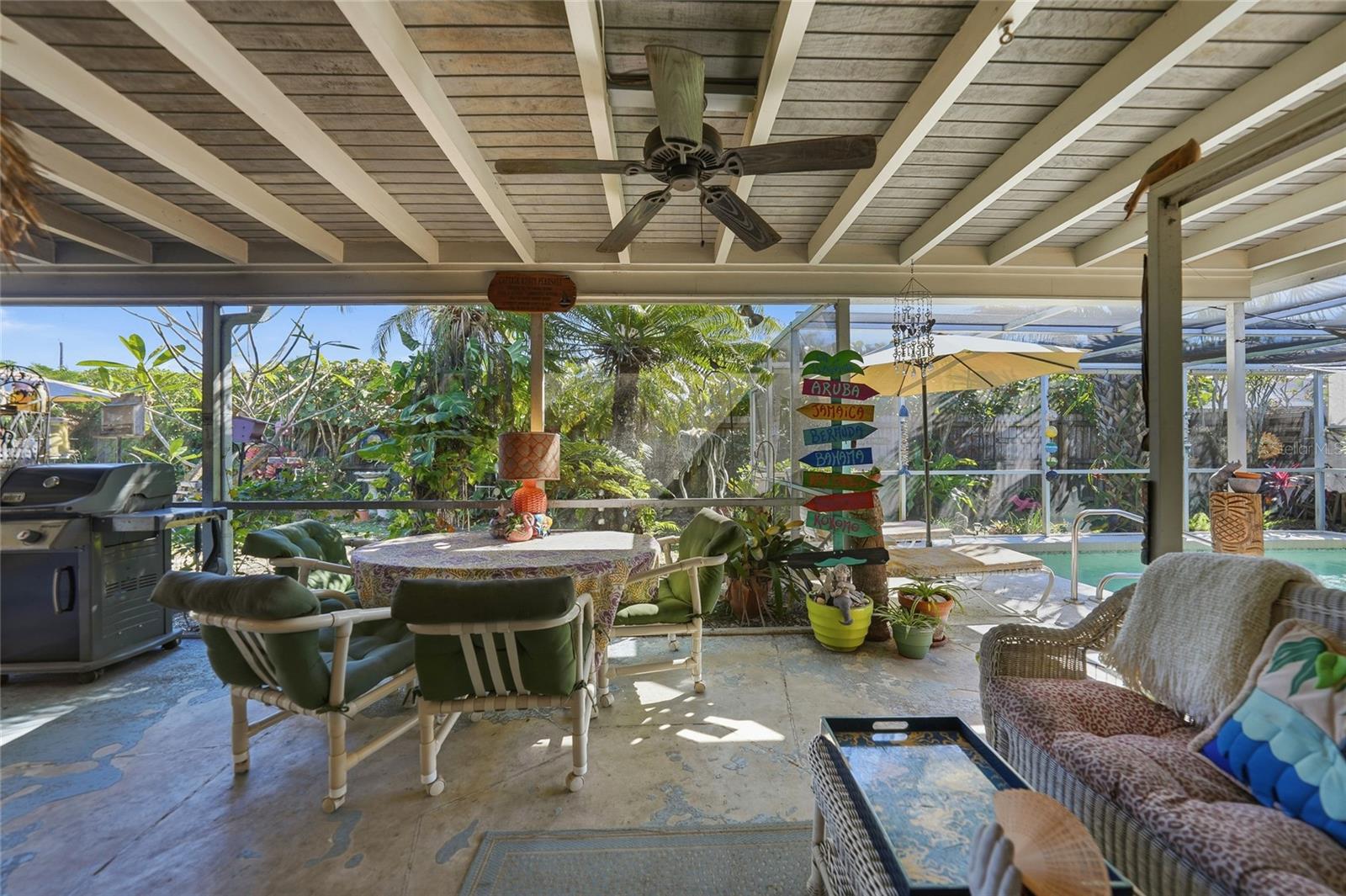 SOUTH VENICE - Residential
