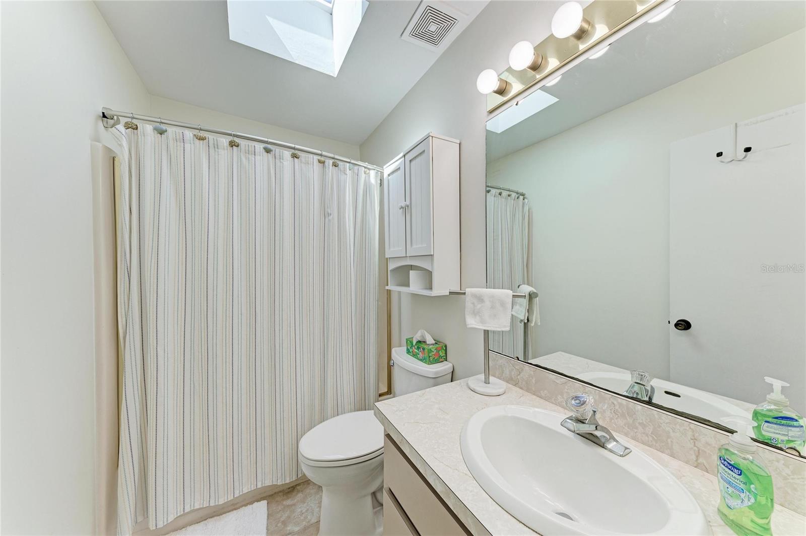 ANNA MARIA BEACH - Residential