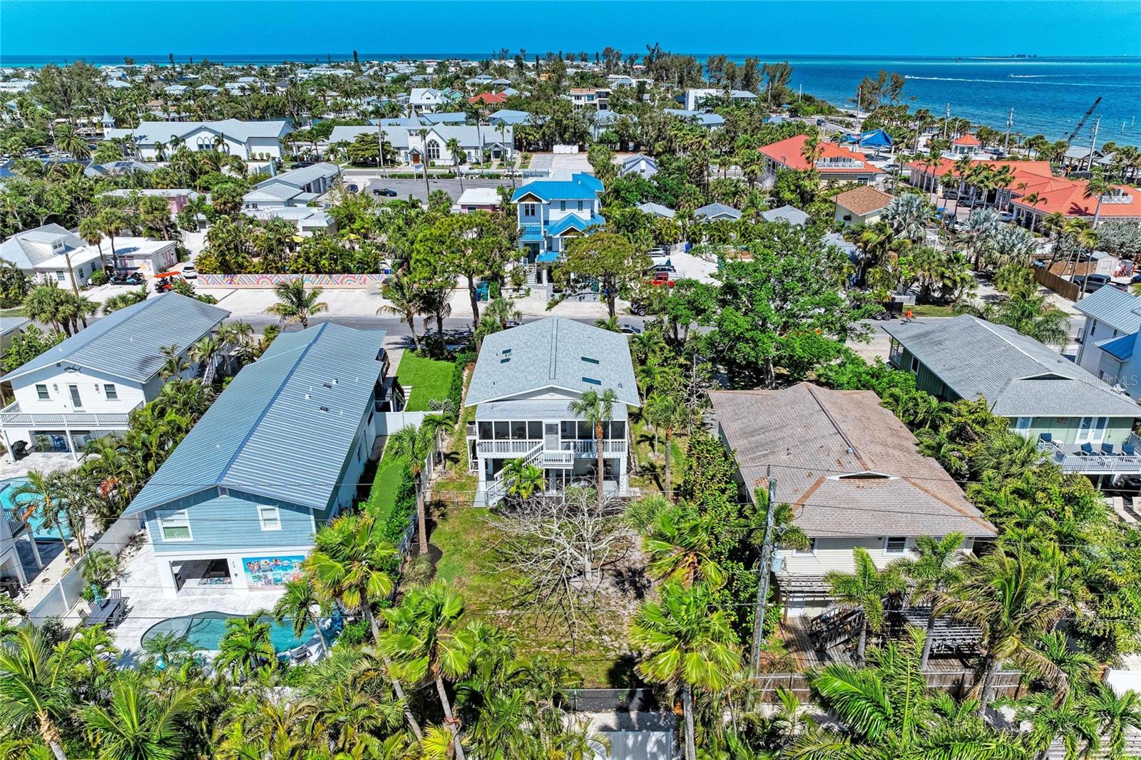ANNA MARIA BEACH - Residential
