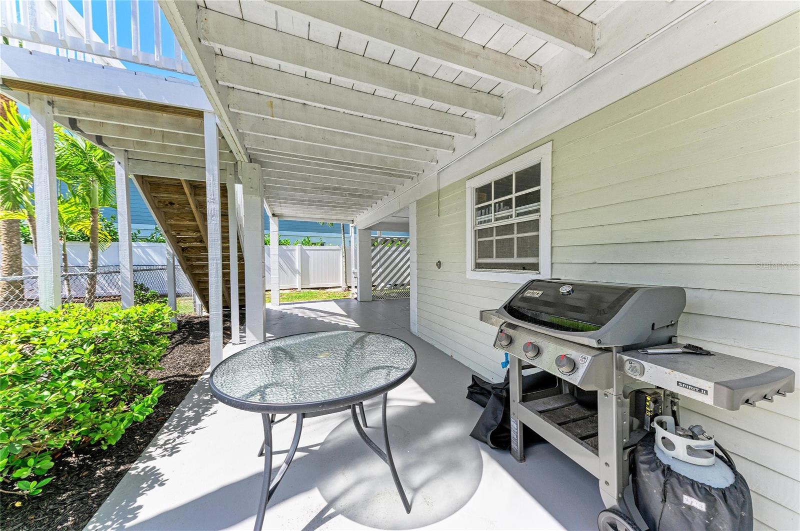 ANNA MARIA BEACH - Residential