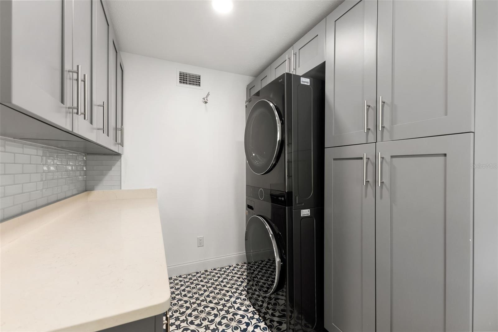 THE CLOISTER - Residential