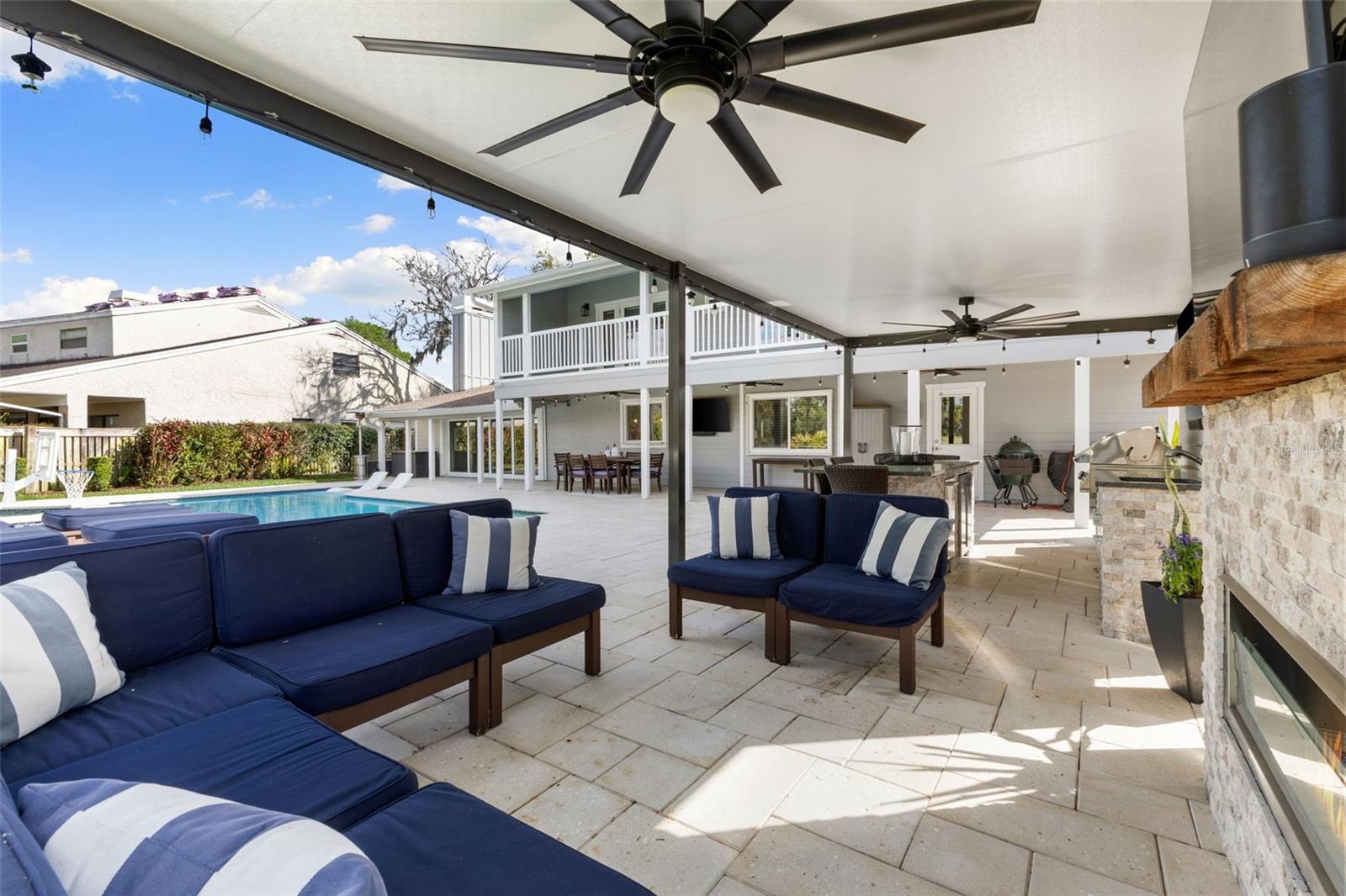 THE CLOISTER - Residential