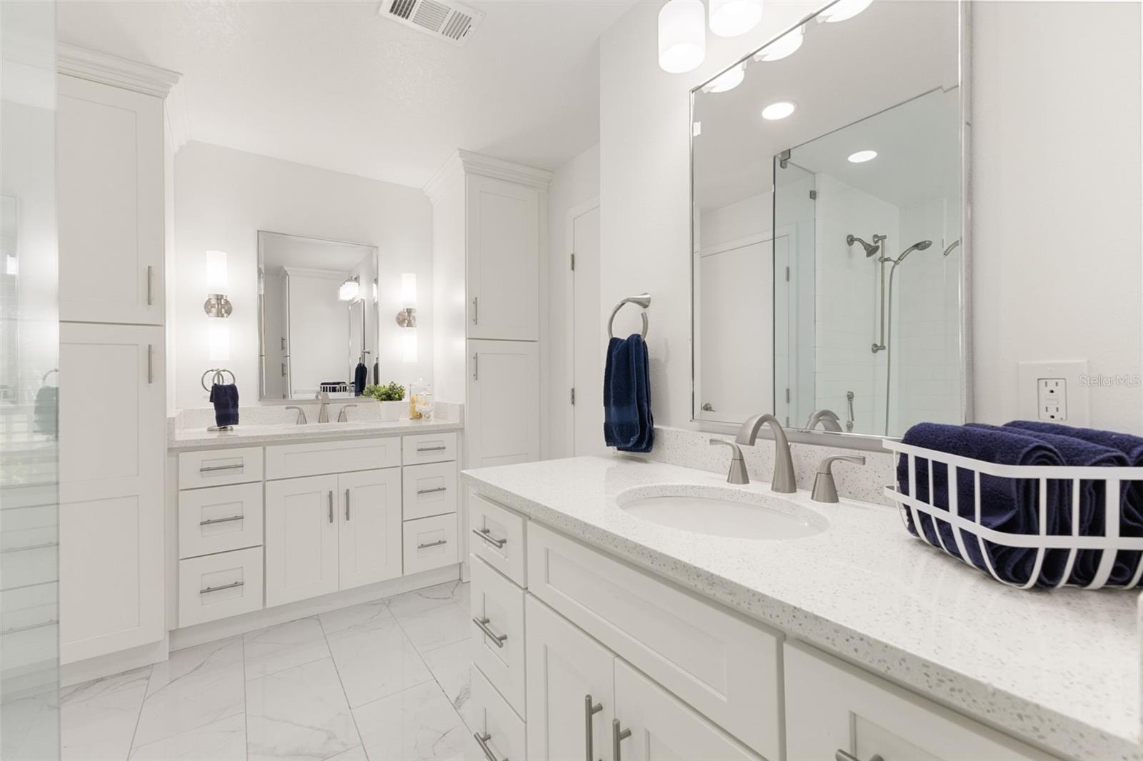 THE CLOISTER - Residential