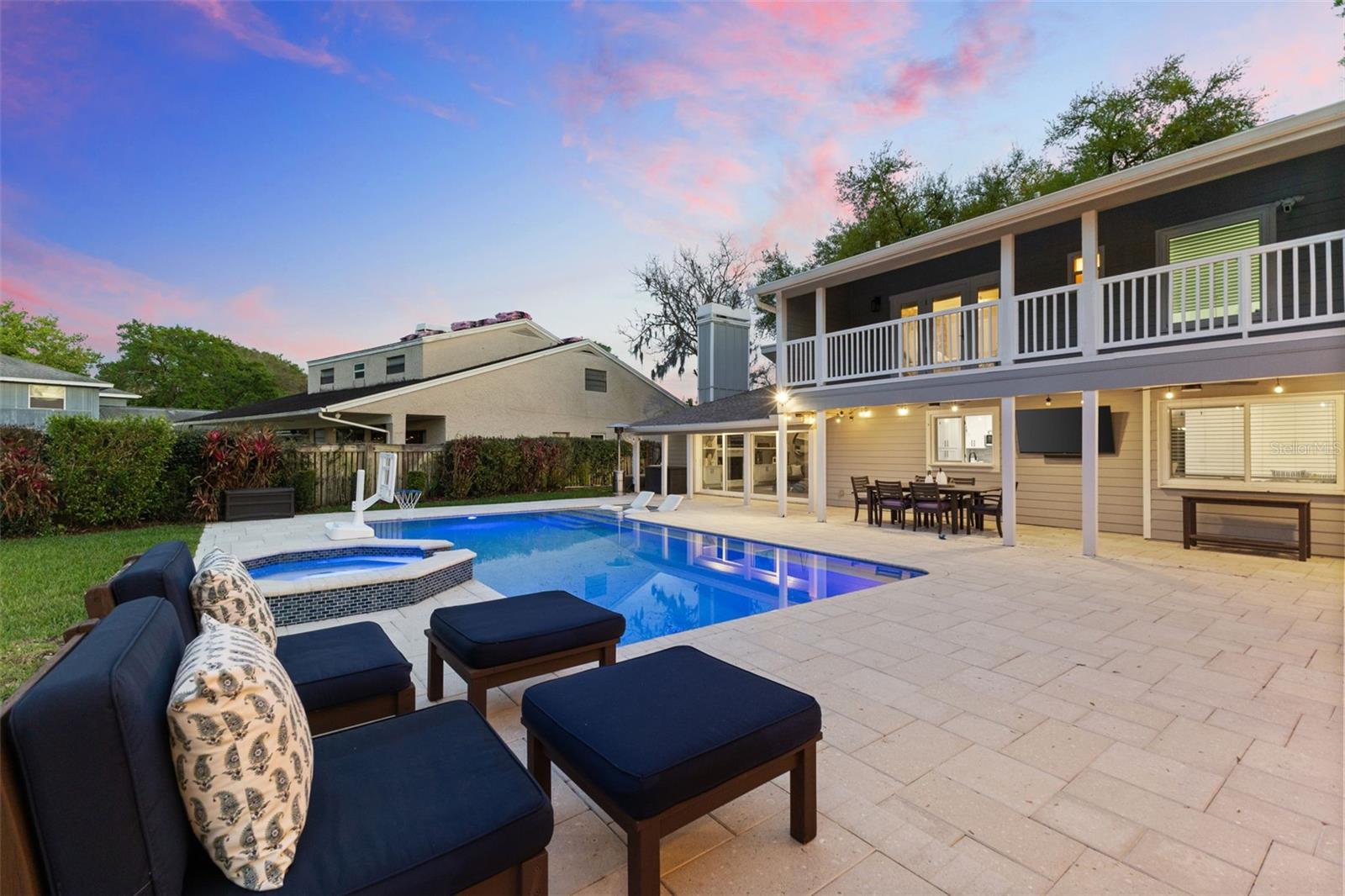 THE CLOISTER - Residential