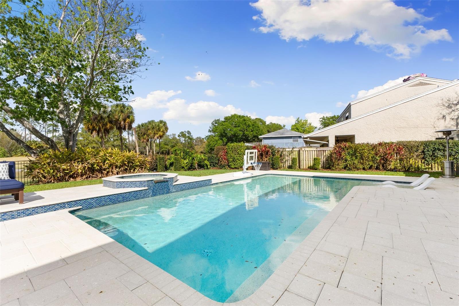 THE CLOISTER - Residential