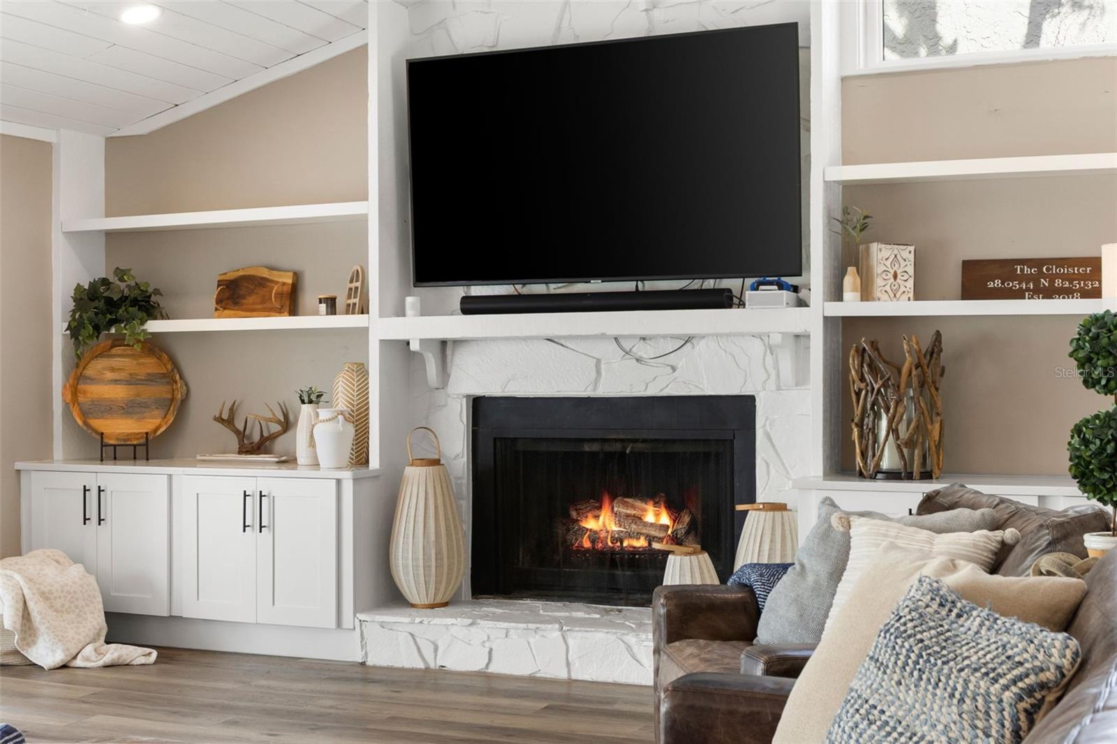 THE CLOISTER - Residential