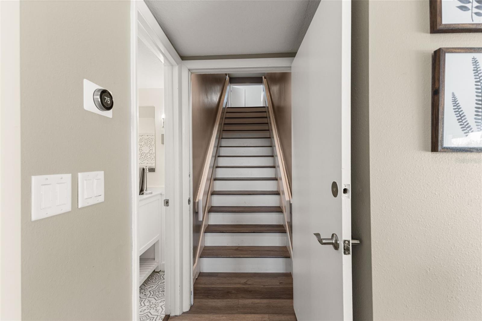 THE CLOISTER - Residential