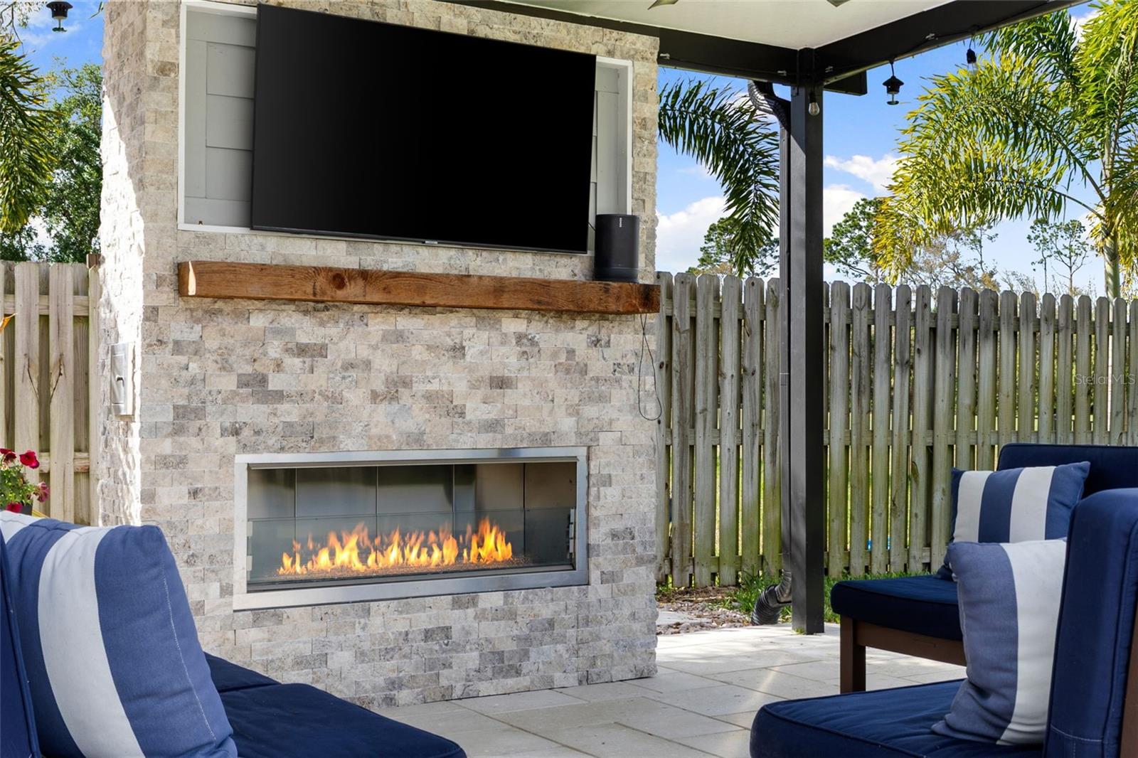 THE CLOISTER - Residential