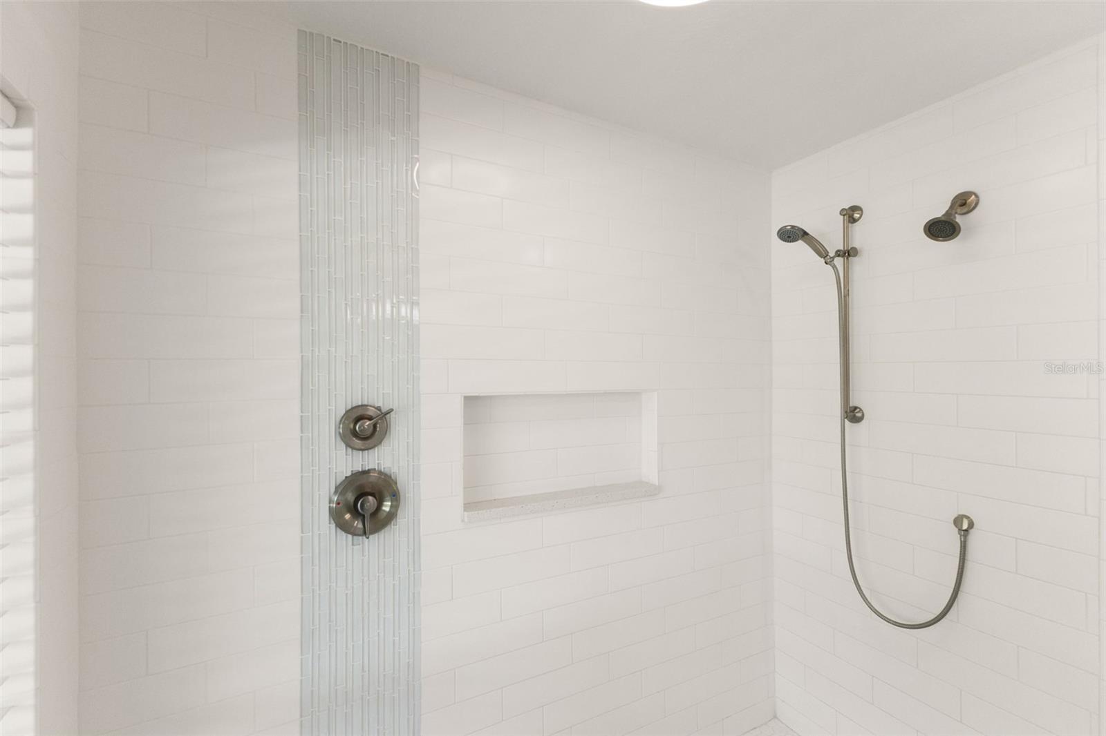 THE CLOISTER - Residential