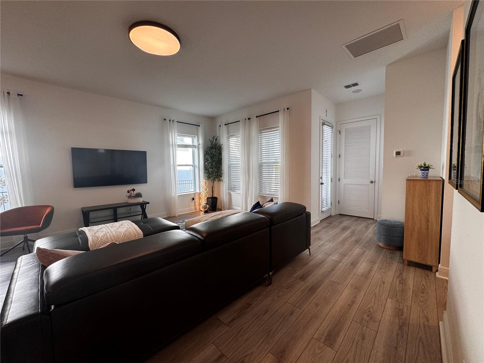 LAUREATE PARK PH 10 - Residential Lease