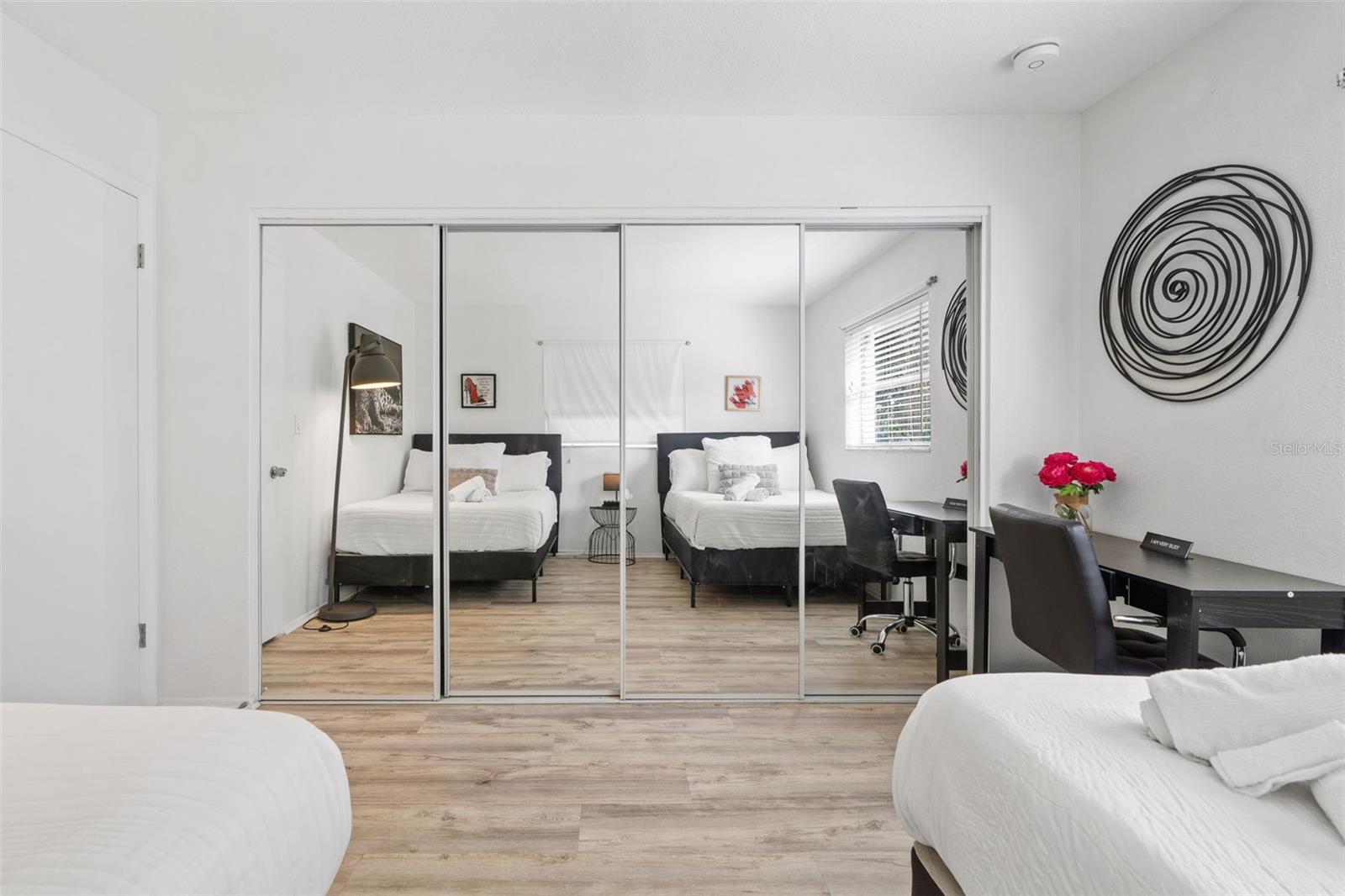 TAMPA SHORES UNIT 7 - Residential