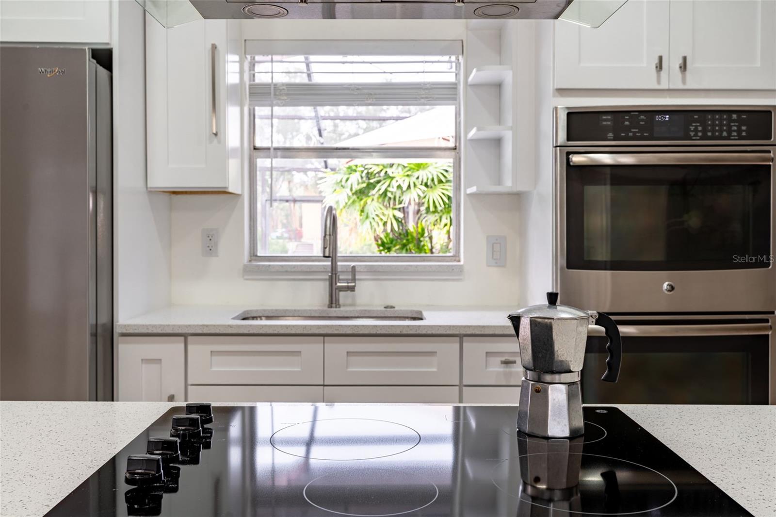 TAMPA SHORES UNIT 7 - Residential