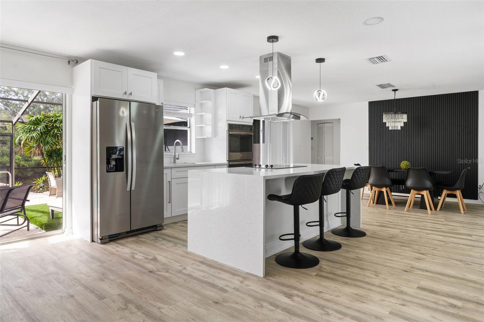 TAMPA SHORES UNIT 7 - Residential