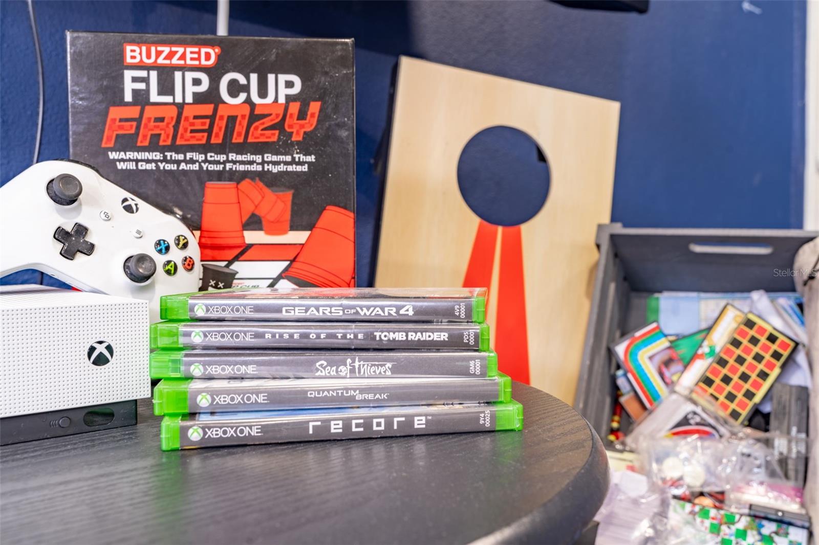 TAMPA SHORES UNIT 7 - Residential