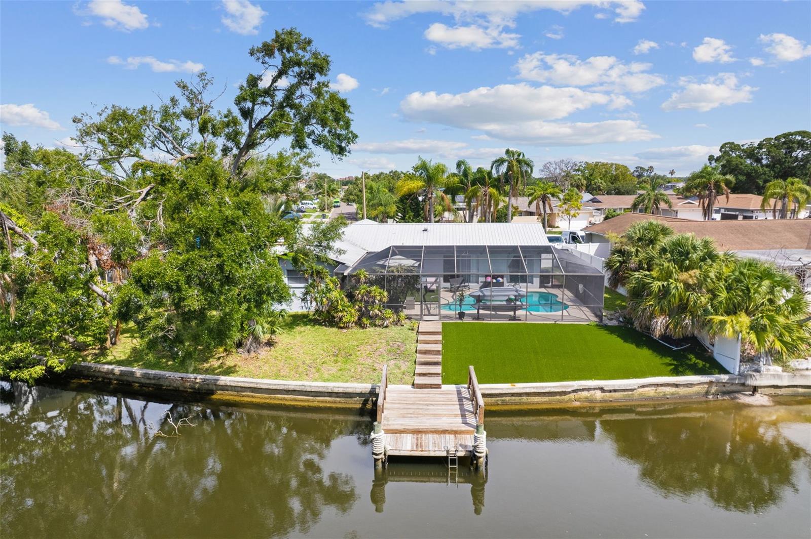 TAMPA SHORES UNIT 7 - Residential