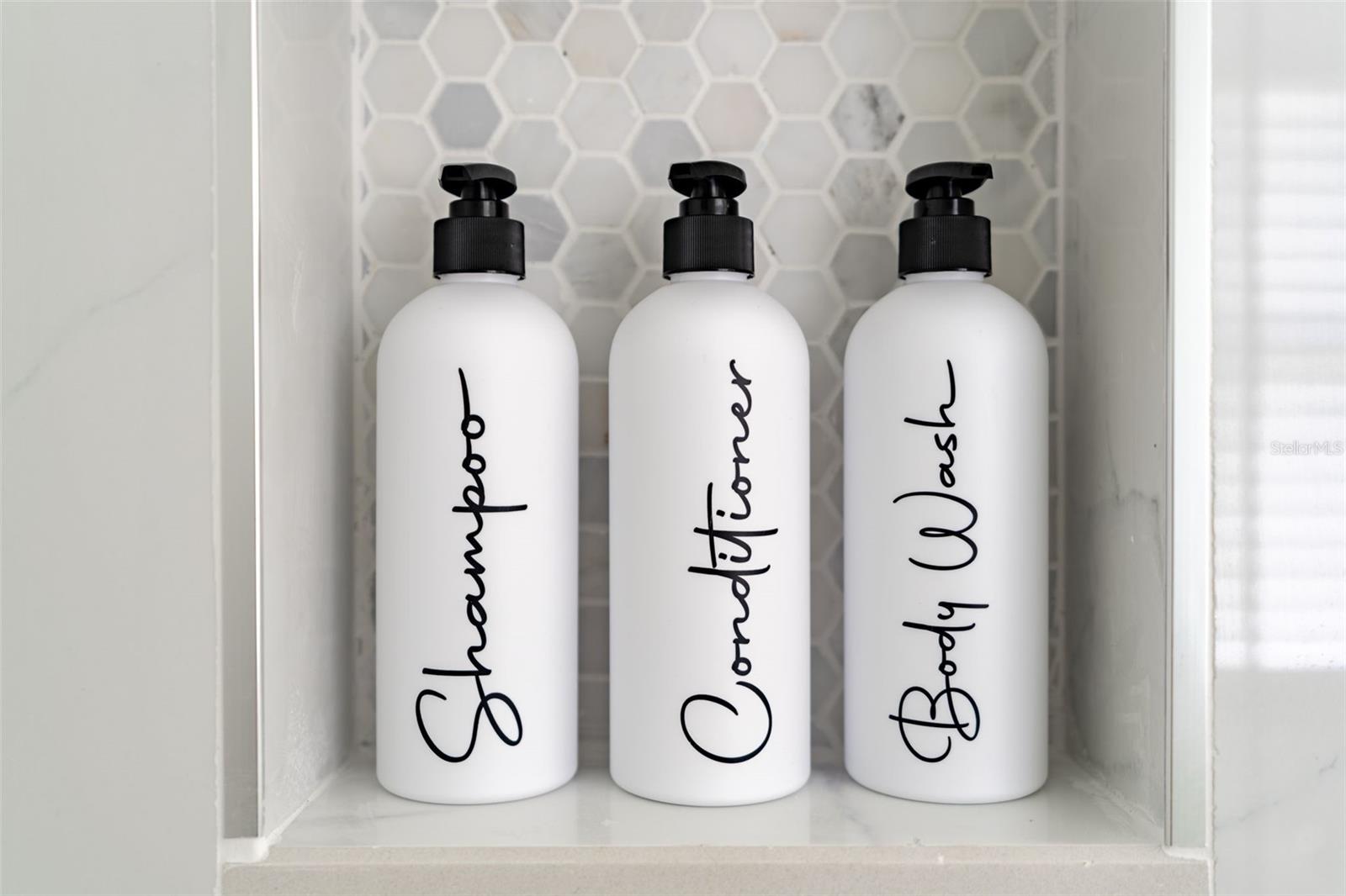 TAMPA SHORES UNIT 7 - Residential