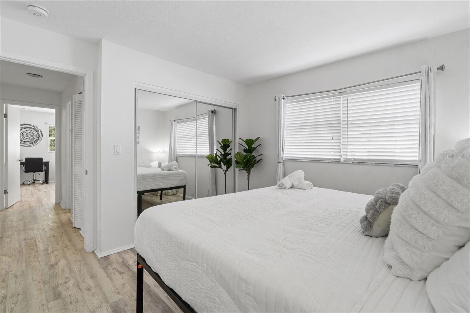 TAMPA SHORES UNIT 7 - Residential